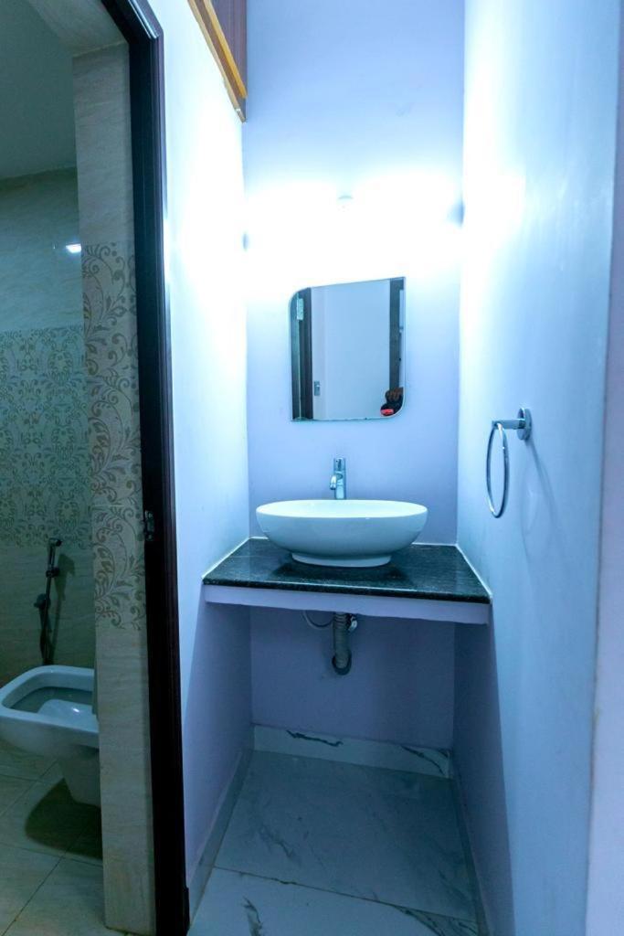 Dreamland Retreat With Swimming Pool Leilighet Kottakuppam Eksteriør bilde