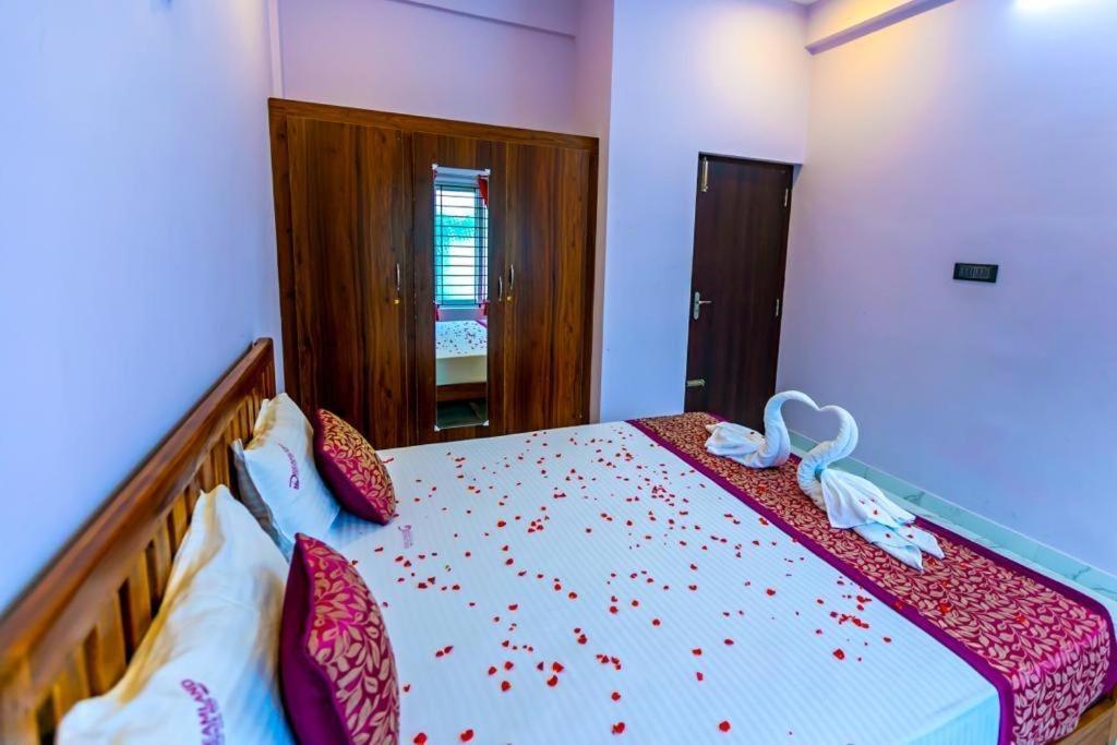 Dreamland Retreat With Swimming Pool Leilighet Kottakuppam Eksteriør bilde